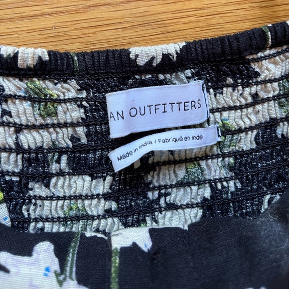 Urban Outfitters Floral Black & White Button Up Midi Dress - Picture 4 of 5